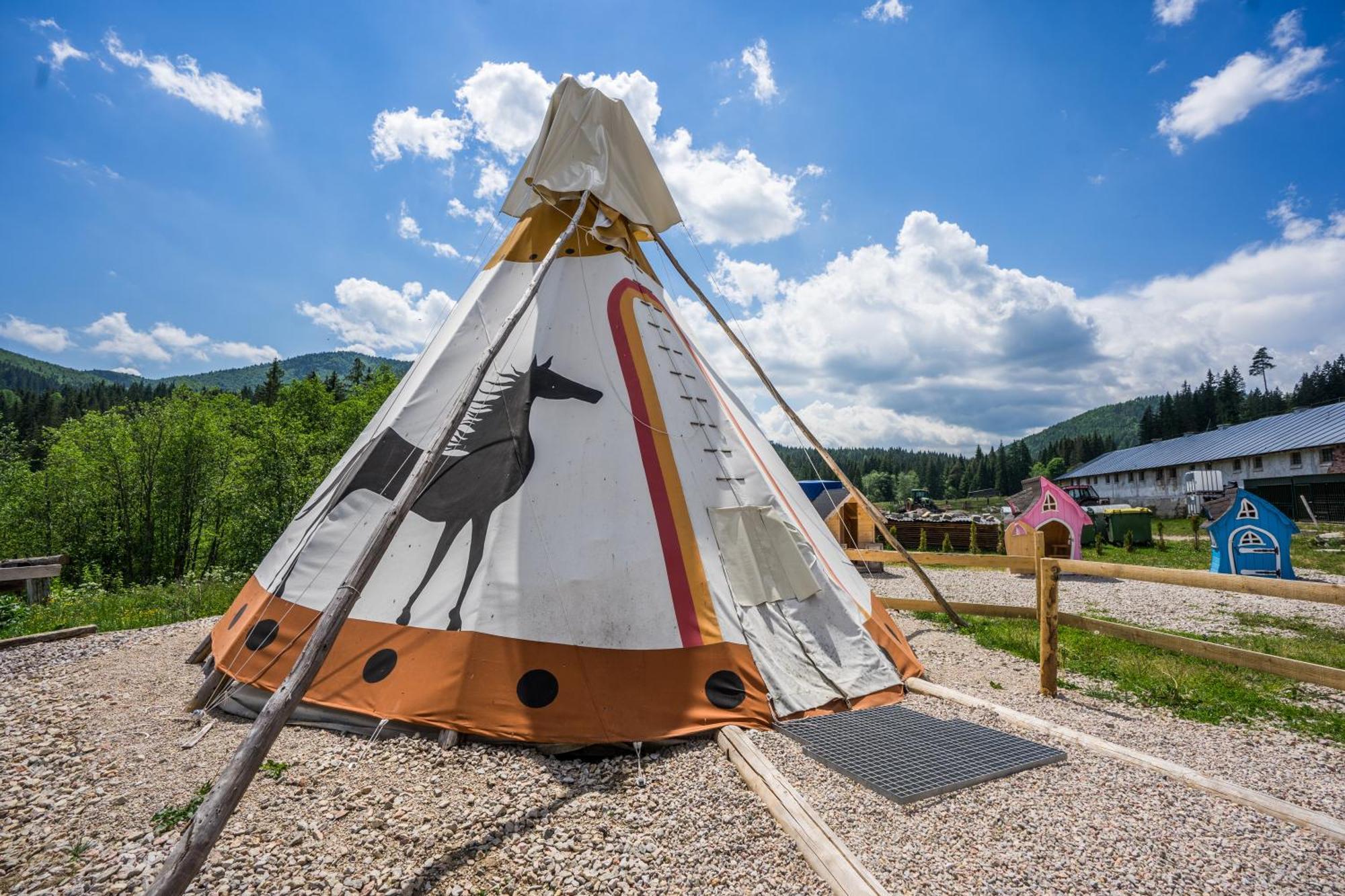 Ranc Pod Ostrou Skalou Casa de hóspedes Stratená Exterior foto